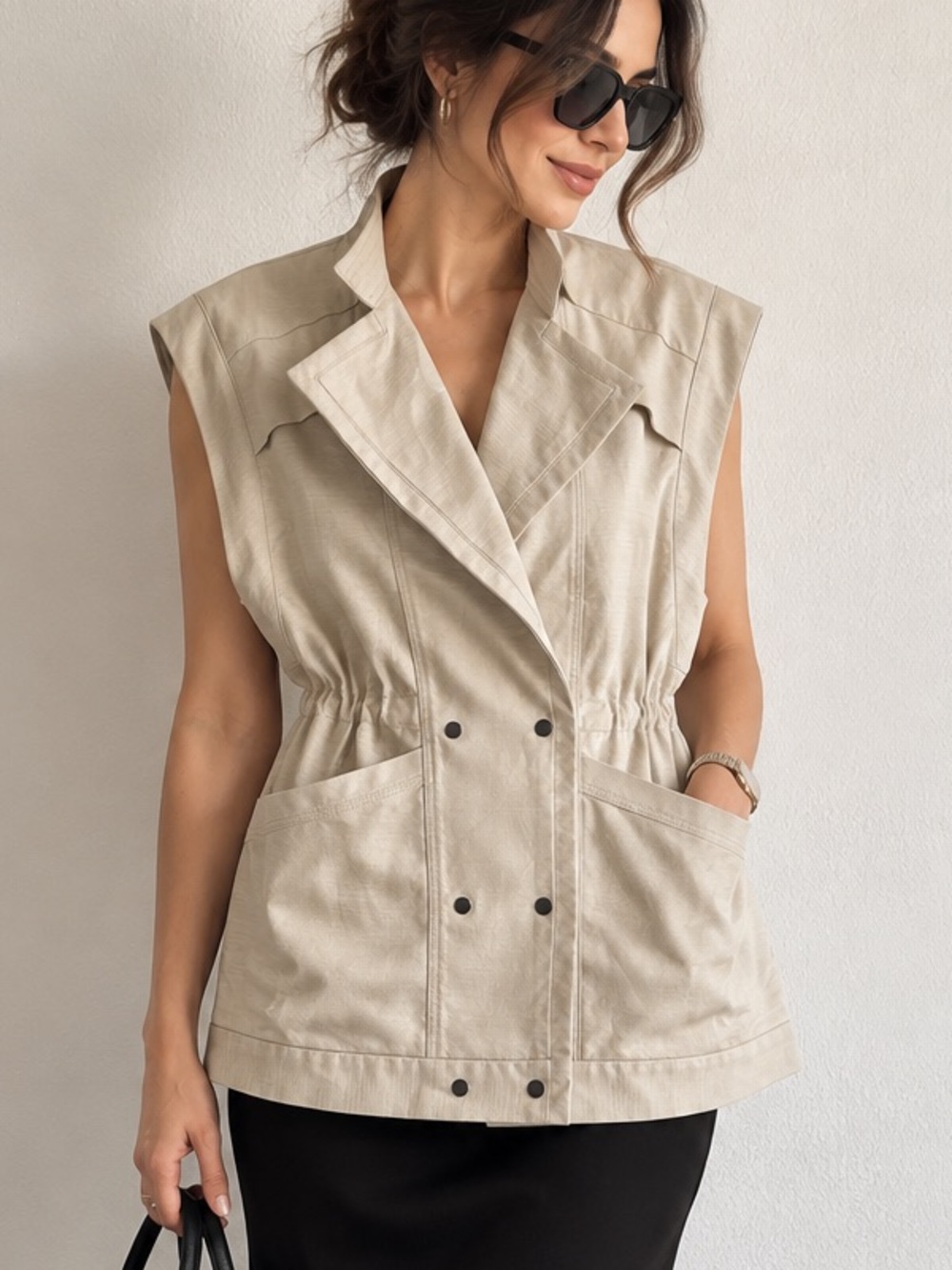 NWOT Banana Republic Sleeveless thick cotton Vest in Cream